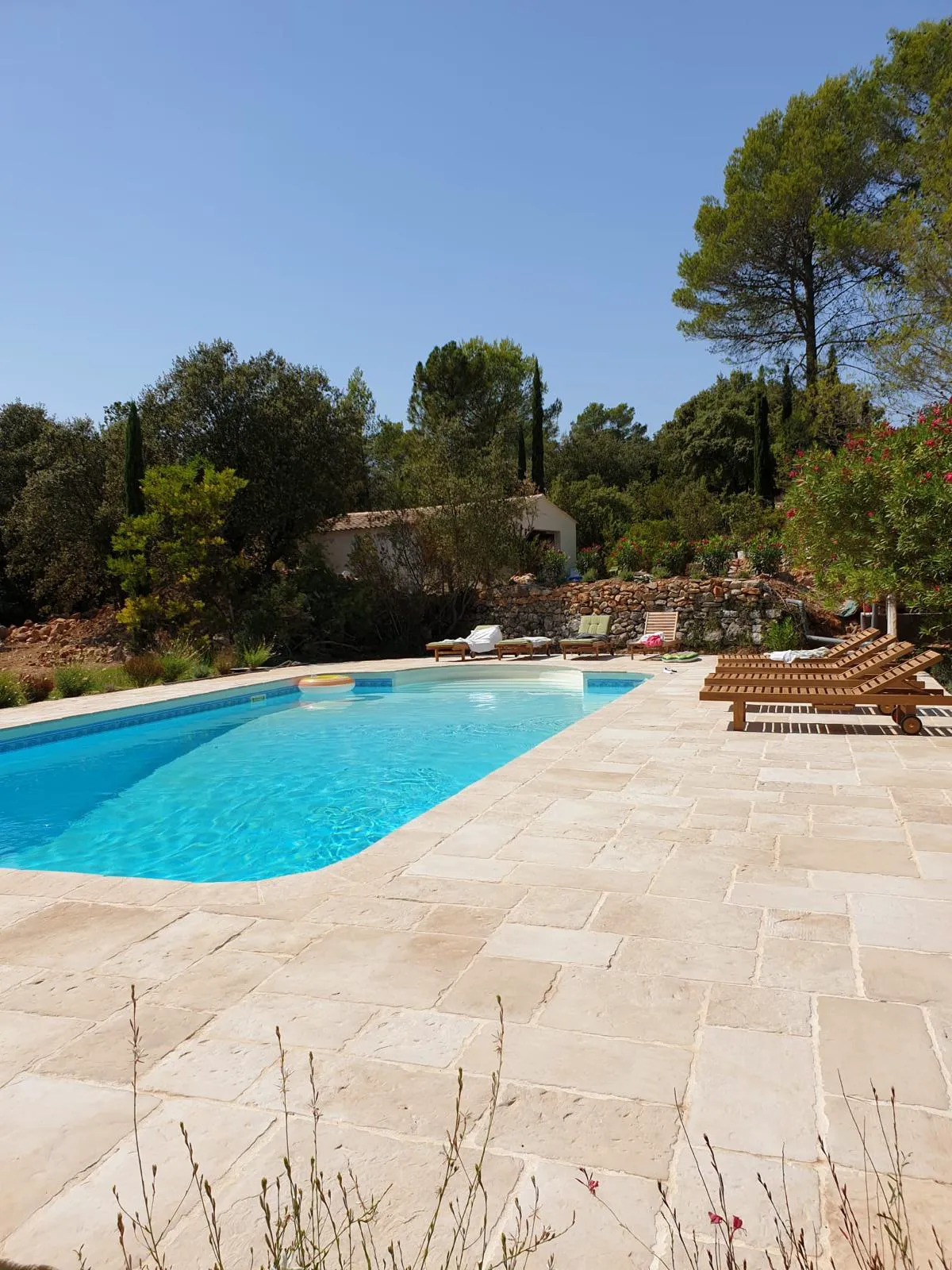 Villa de prestige avec piscine méditerranéenne