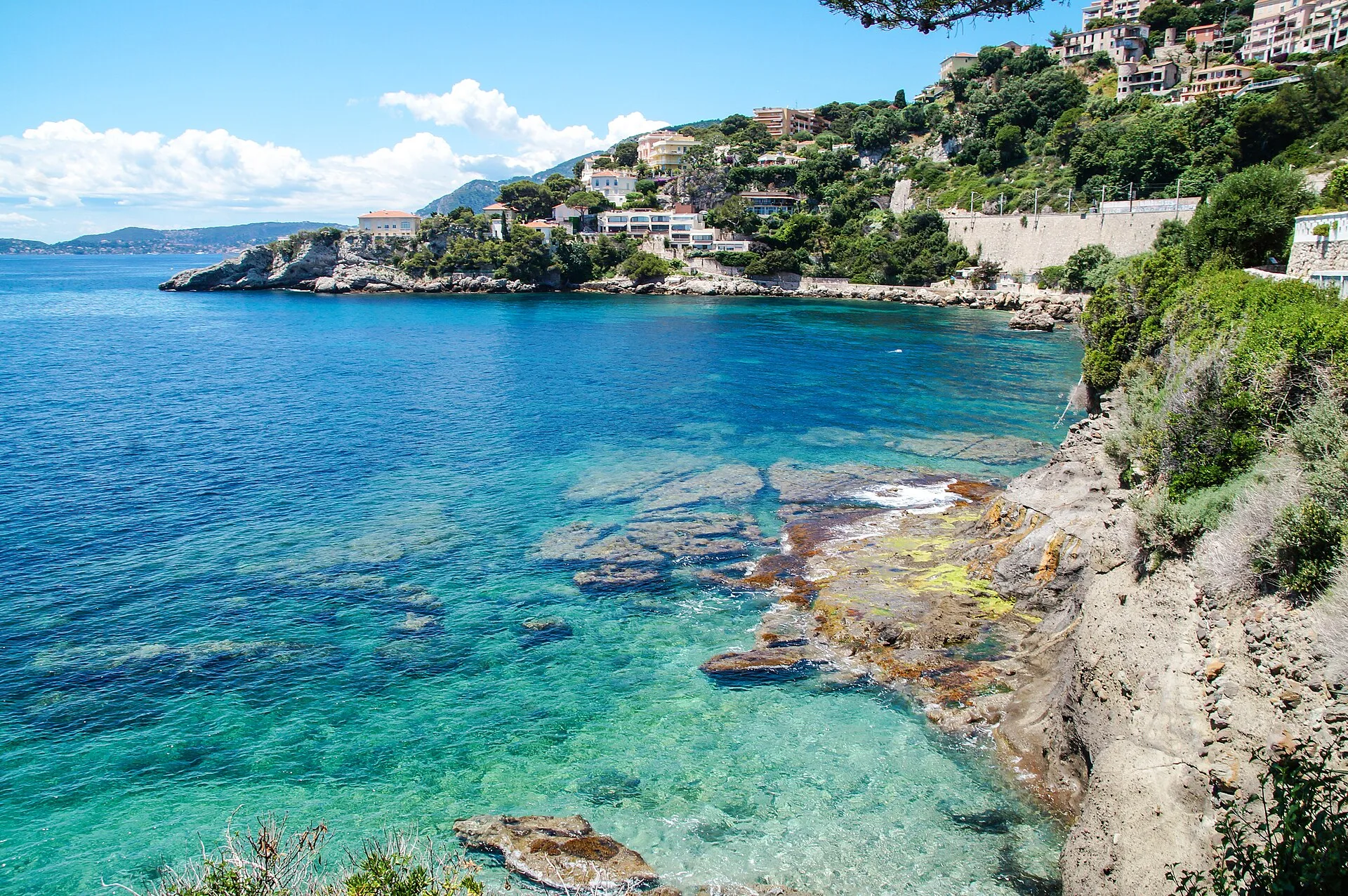 Cap-d'Ail - vue de la ville