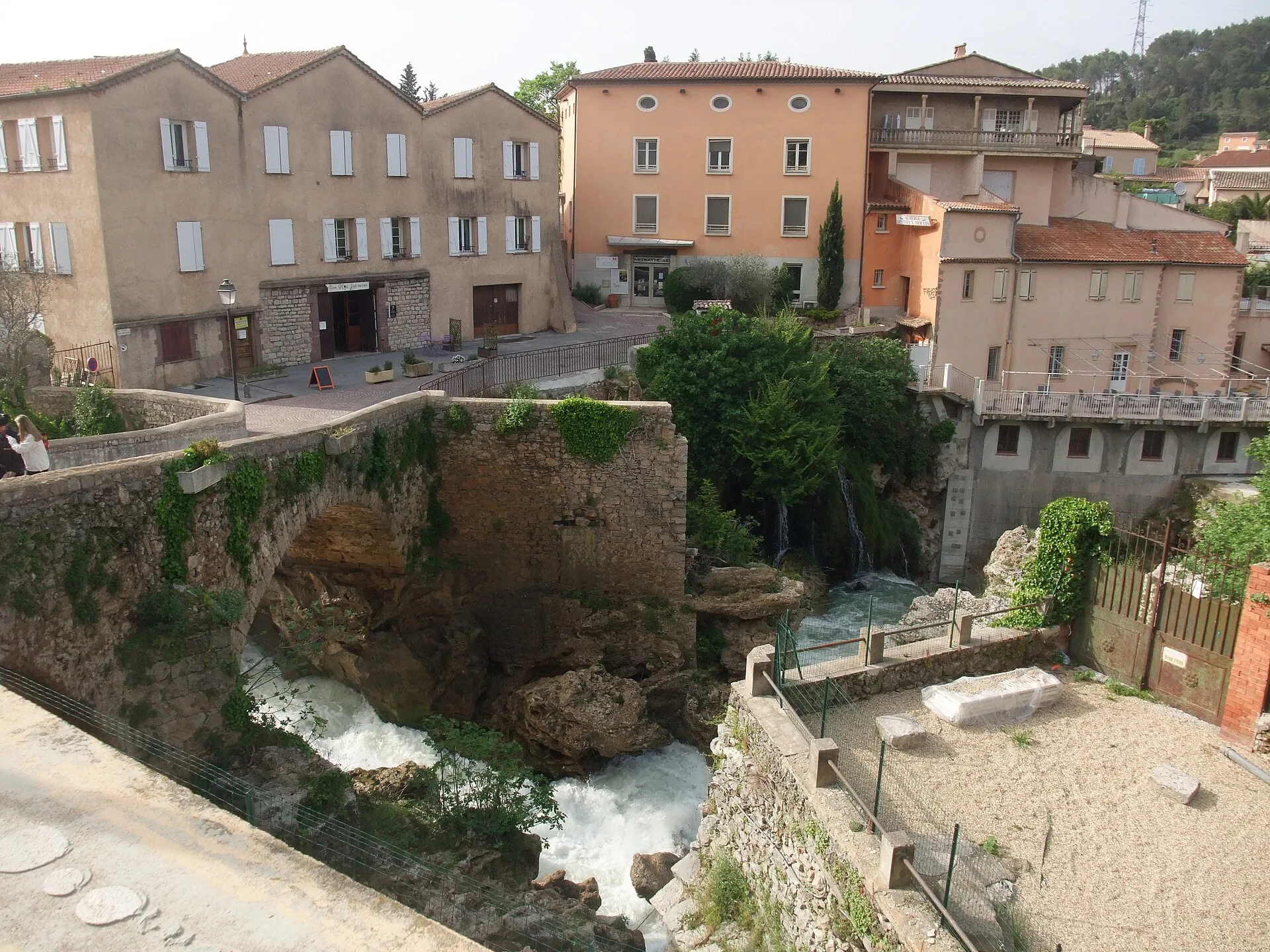Trans-en-Provence - vue de la ville